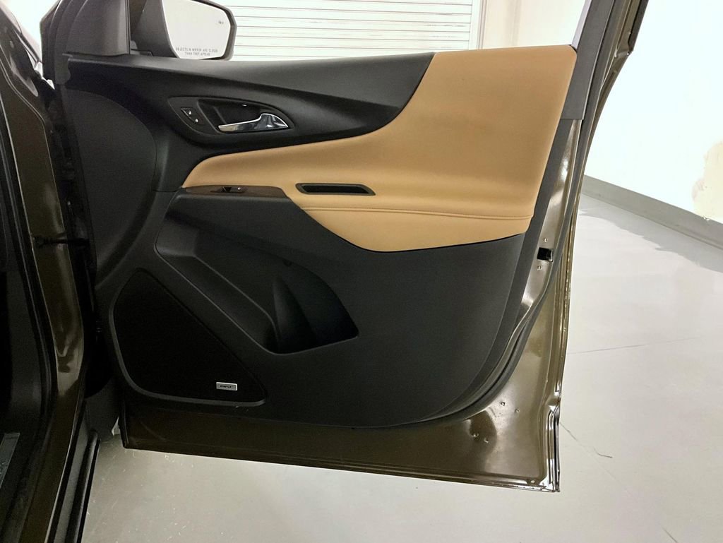 Certified 2023 Chevrolet Equinox Premier AWD/4WD image 16