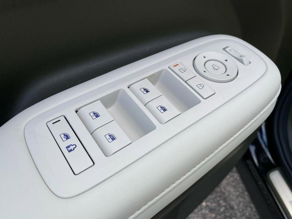 New 2025 Hyundai Santa Fe Calligraphy image 33