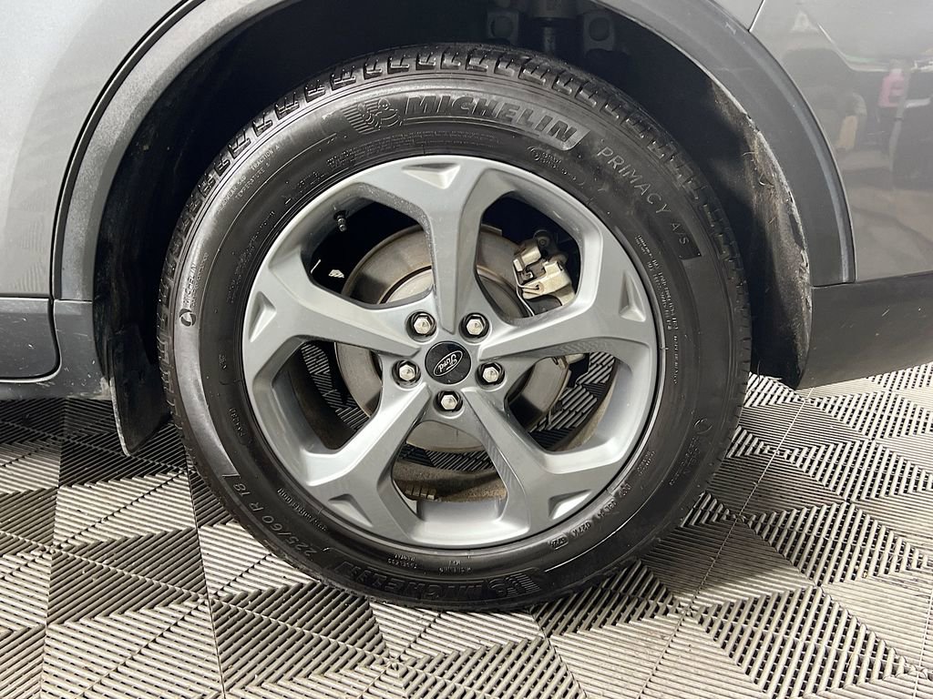 Certified 2025 Ford Escape ST-Line image 34