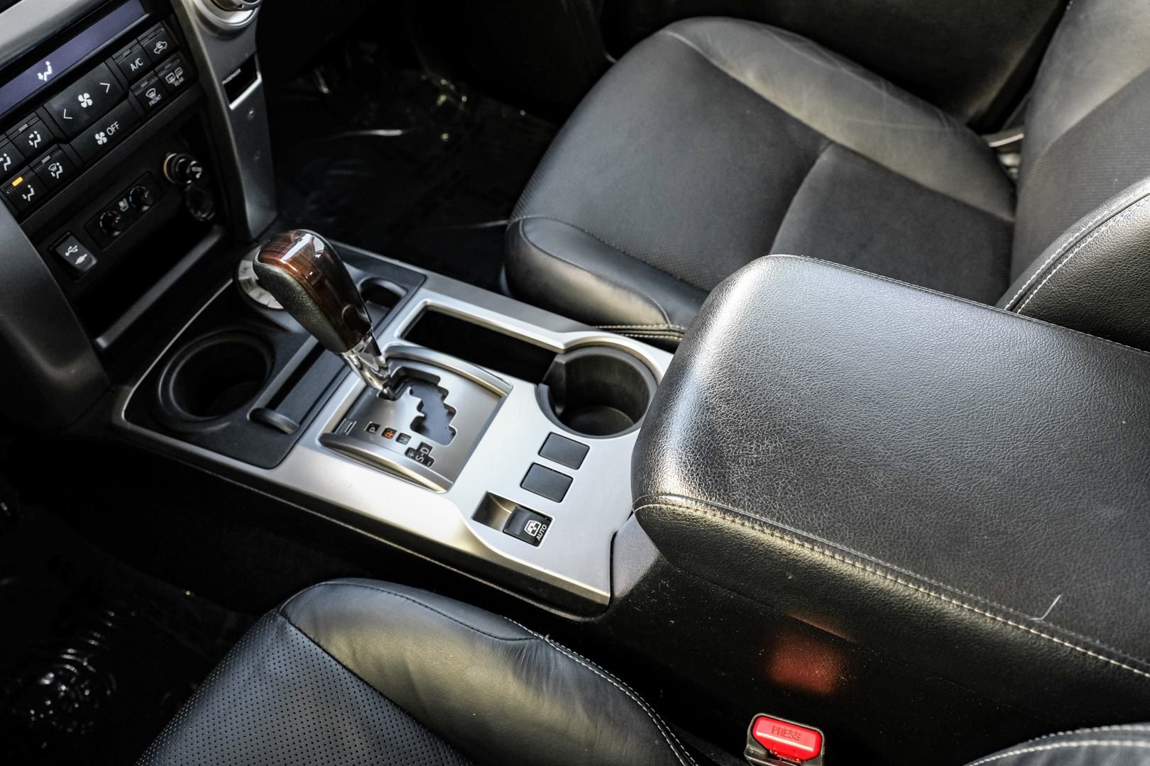 Used 2014 Toyota 4Runner Limited image 24