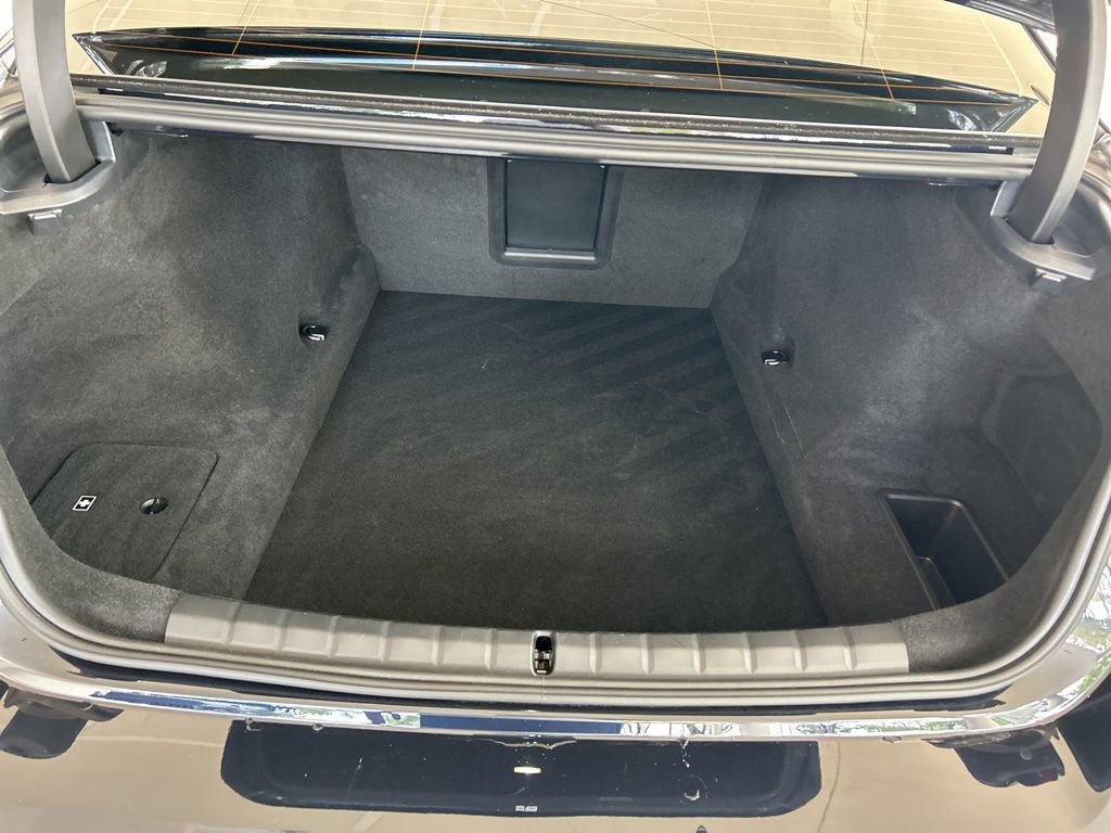 Used 2025 BMW 740i xDrive image 31