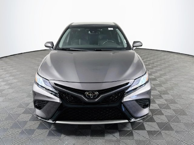 Used 2020 Toyota Camry XSE FWD image 2