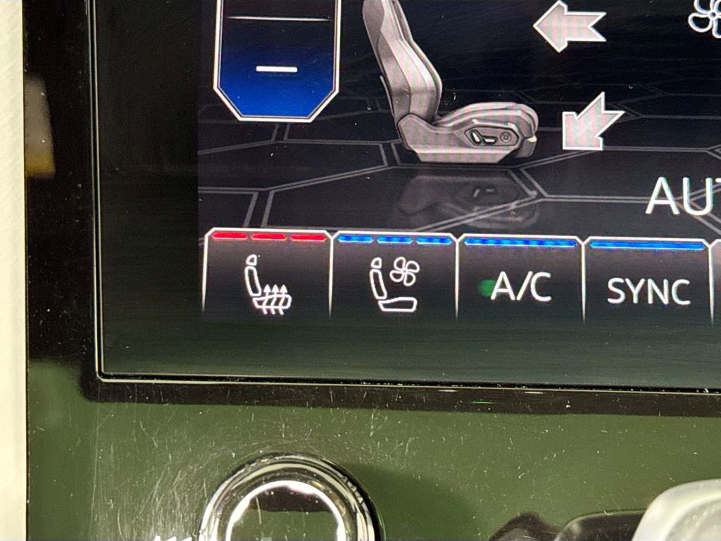 Used 2020 Lamborghini Urus image 26