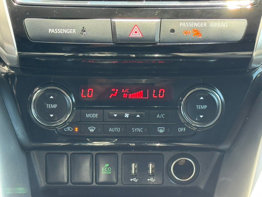 Used 2024 Mitsubishi Eclipse Cross SE AWD/4WD image 22