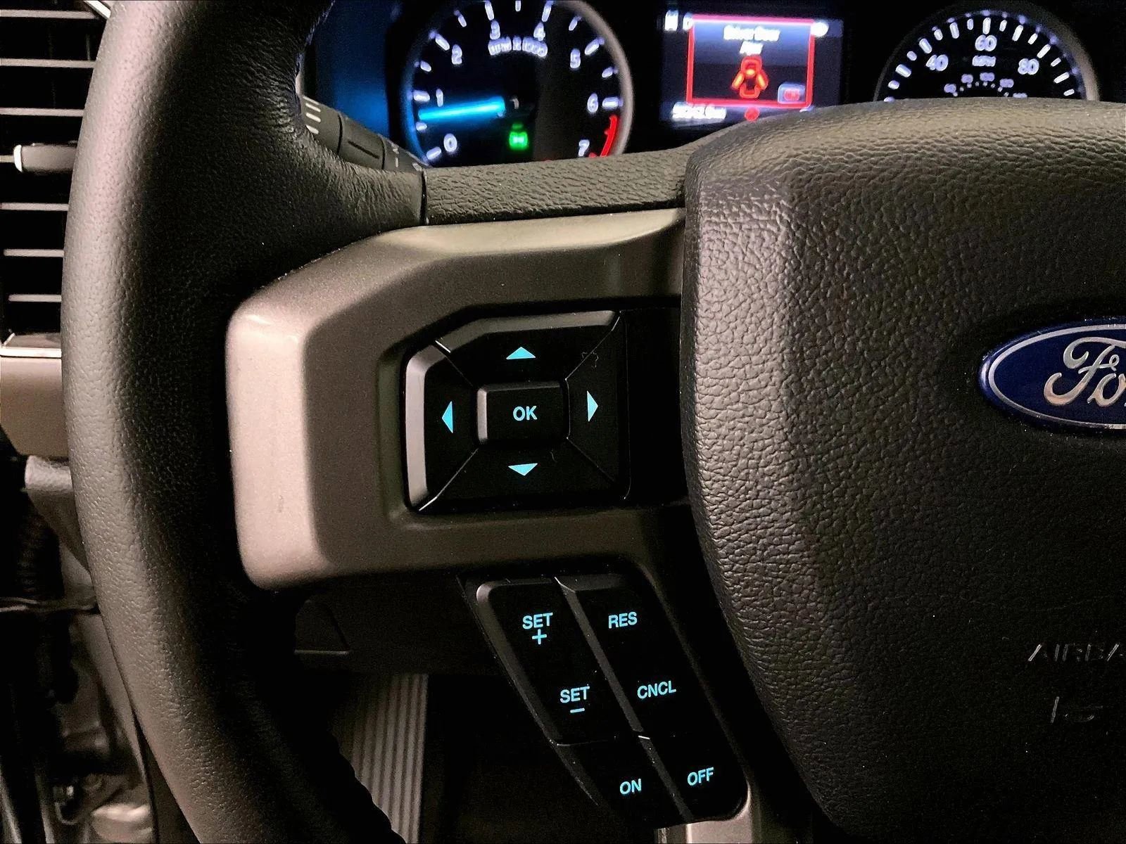 Certified 2021 Ford Expedition XLT image 17