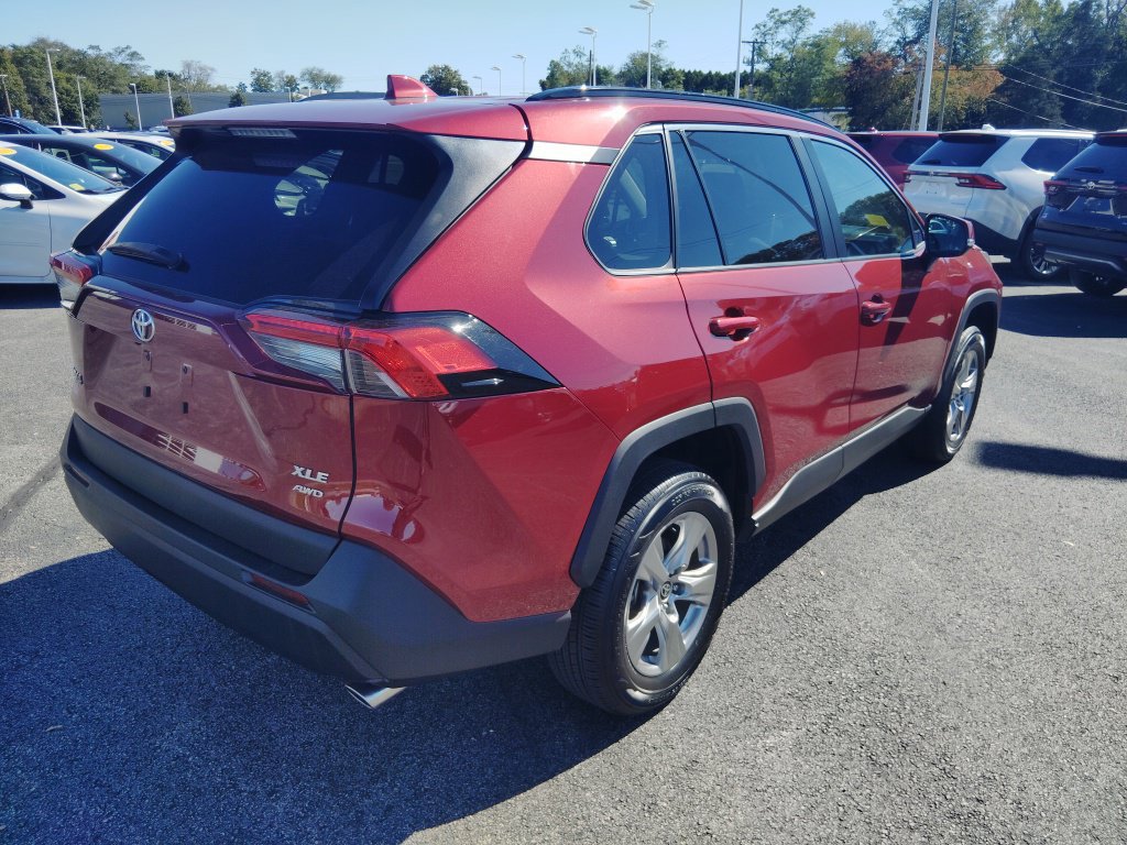 Certified 2024 Toyota RAV4 XLE w/ Convenience Package AWD/4WD image 10