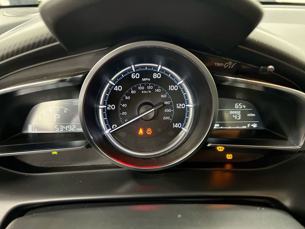 Used 2019 Toyota Yaris XLE FWD image 12