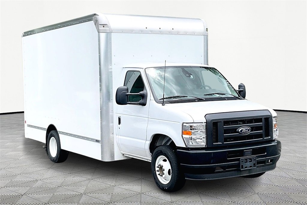 New 2024 Ford E-450 and Econoline 450 Super Duty w/ Driver's Safety Package