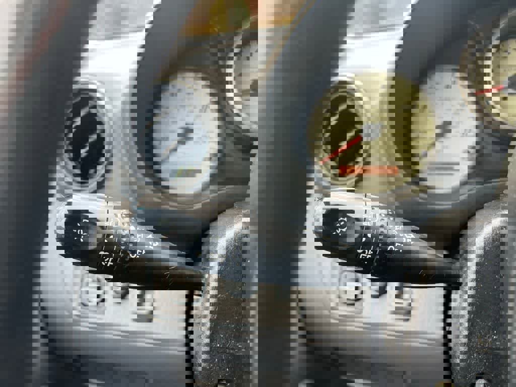 Used 2003 Toyota RAV4 4WD image 33