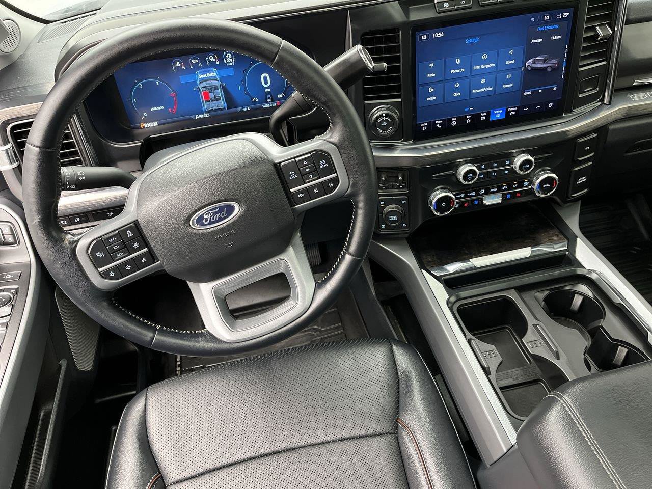 Certified 2024 Ford F250 Lariat w/ Lariat Ultimate Package AWD/4WD image 17