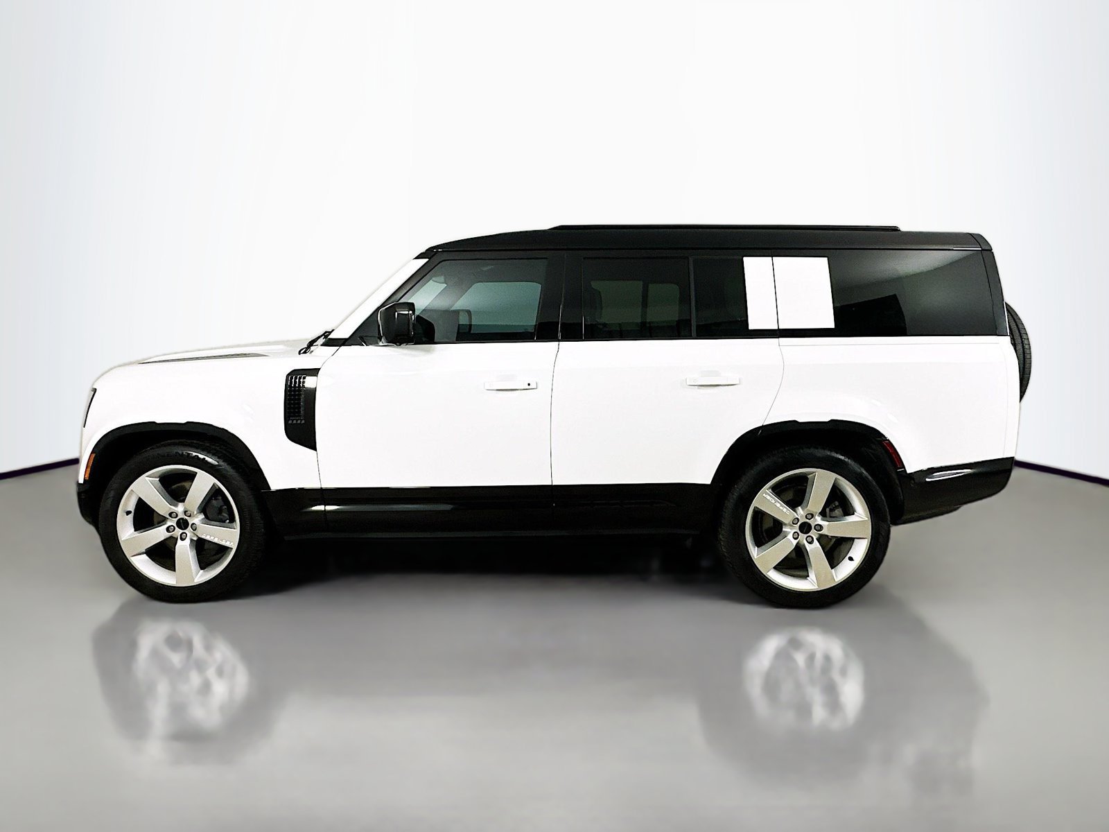 New 2026 Land Rover Defender 130 X-Dynamic SE AWD/4WD image 8