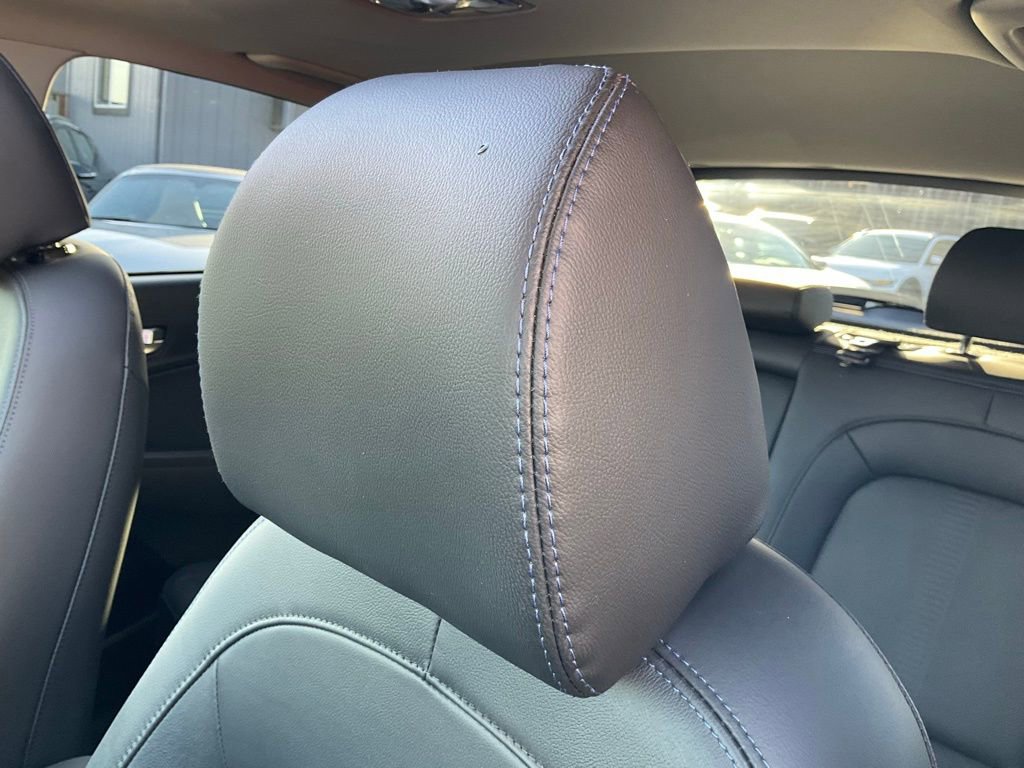 Used 2022 Hyundai Kona Limited w/ Cargo Package image 17