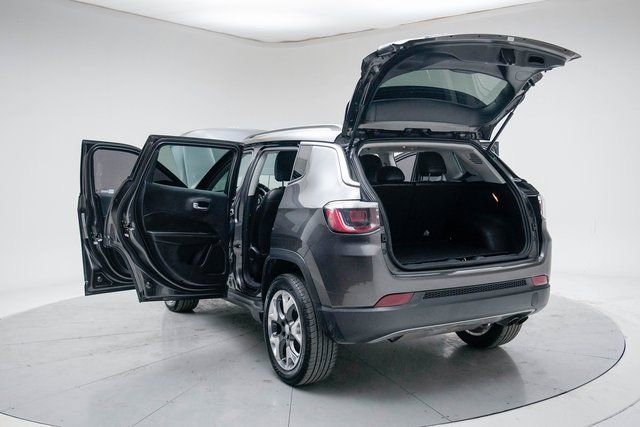 Used 2018 Jeep Compass Limited w/ Navigation Group image 19