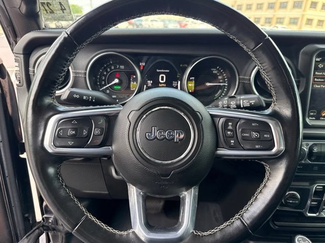 Used 2022 Jeep Wrangler Unlimited Sahara w/ Cold Weather Group AWD/4WD image 14