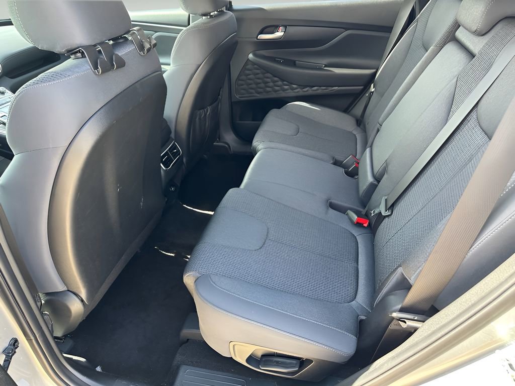 Used 2023 Hyundai Santa Fe SEL image 25