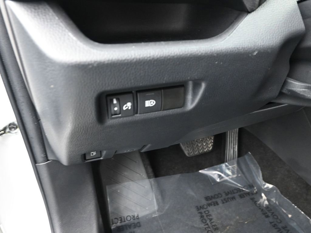 Used 2024 Toyota RAV4 LE image 22