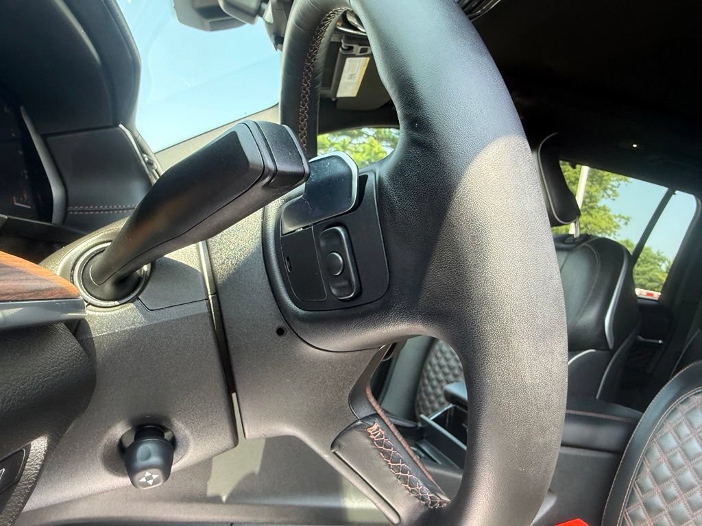 Certified 2023 Jeep Grand Cherokee Summit w/ Advanced Protech Group IV AWD/4WD image 19
