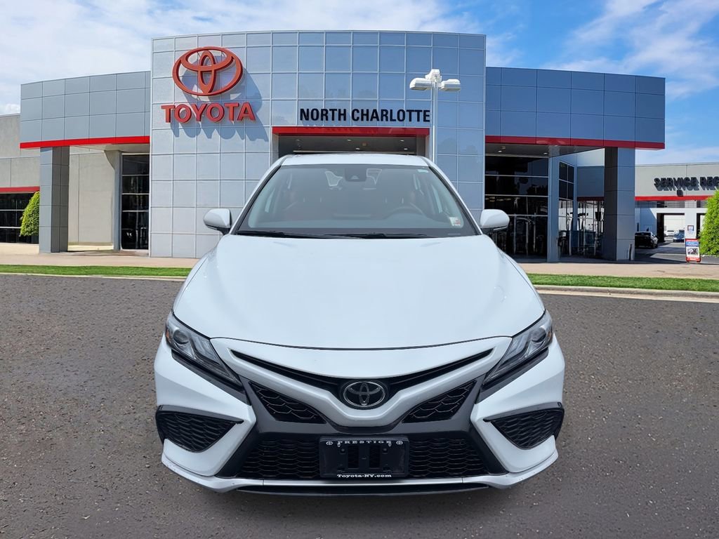 Used 2023 Toyota Camry XSE image 4