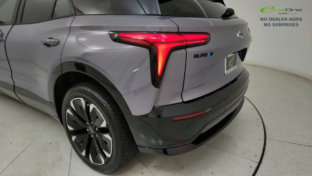 Used 2024 Chevrolet Blazer EV RS AWD/4WD image 40