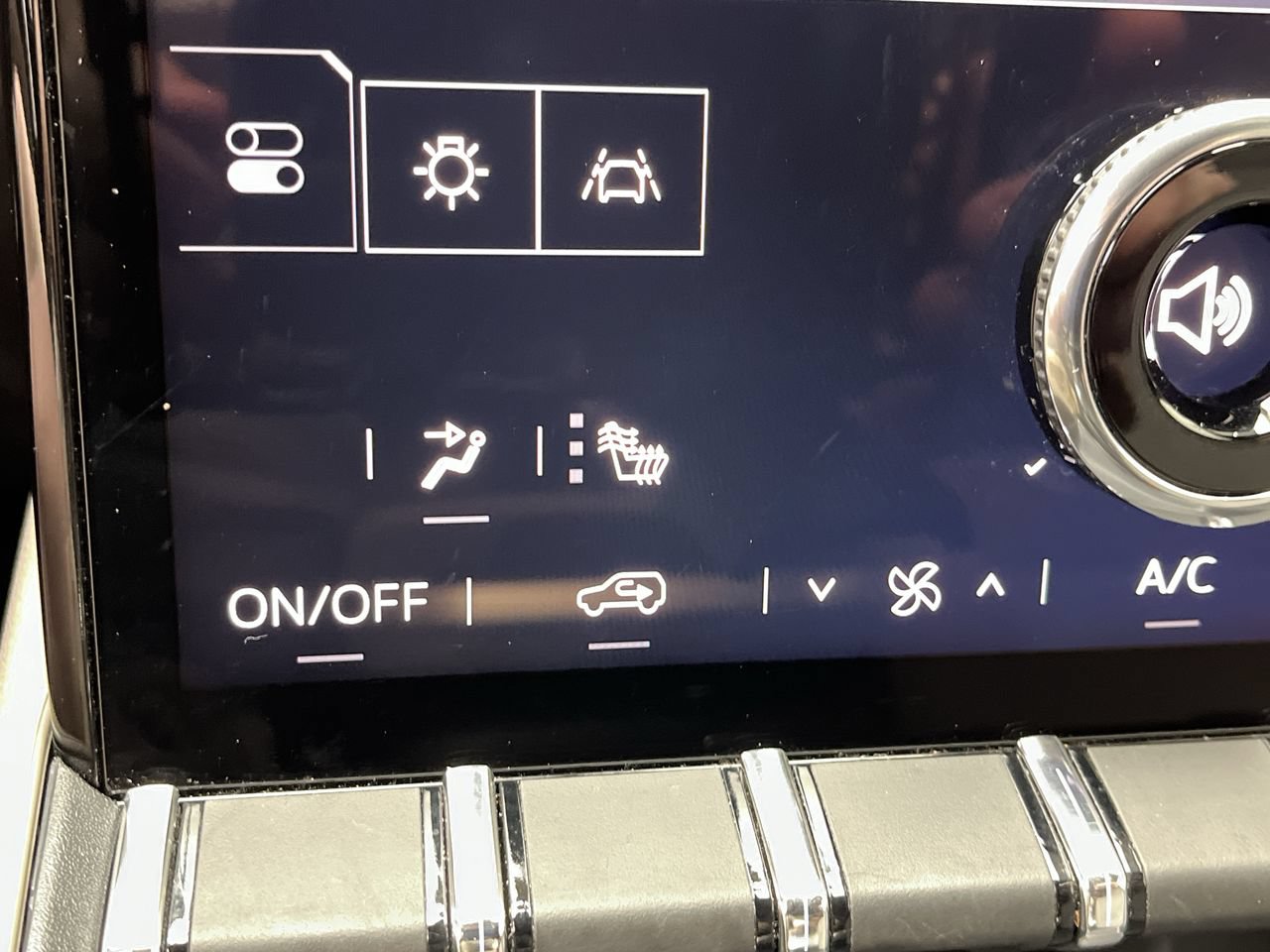 Certified 2025 GMC Terrain Elevation AWD/4WD image 23