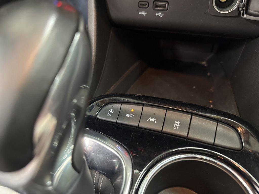 Used 2024 Buick Encore GX Preferred w/ Comfort Package AWD/4WD image 33
