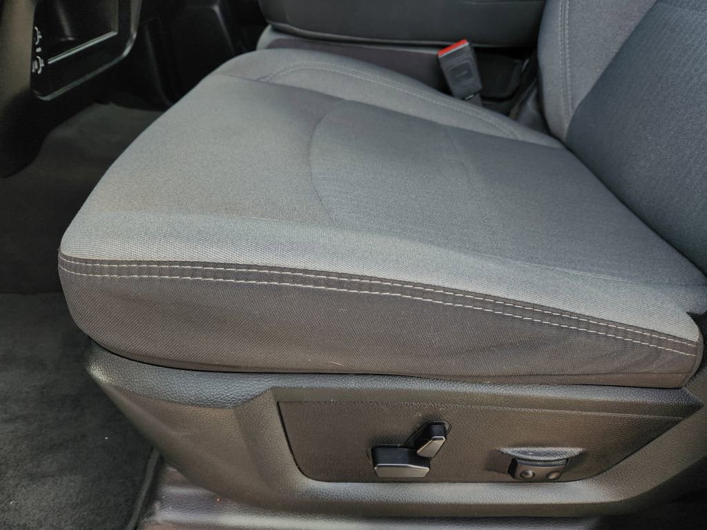 Used 2024 RAM 2500 Big Horn image 33