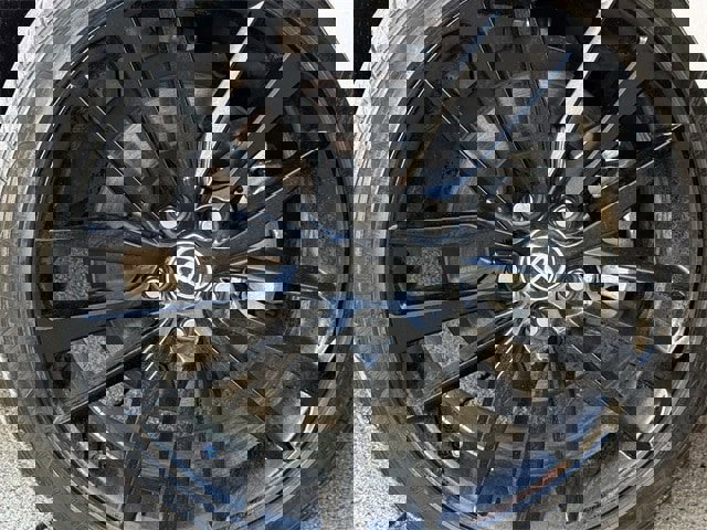 Used 2023 Toyota Camry XSE image 9