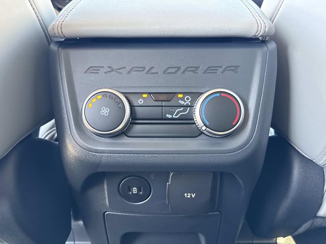 New 2026 Ford Explorer Active w/ Active Comfort Package RWD image 17