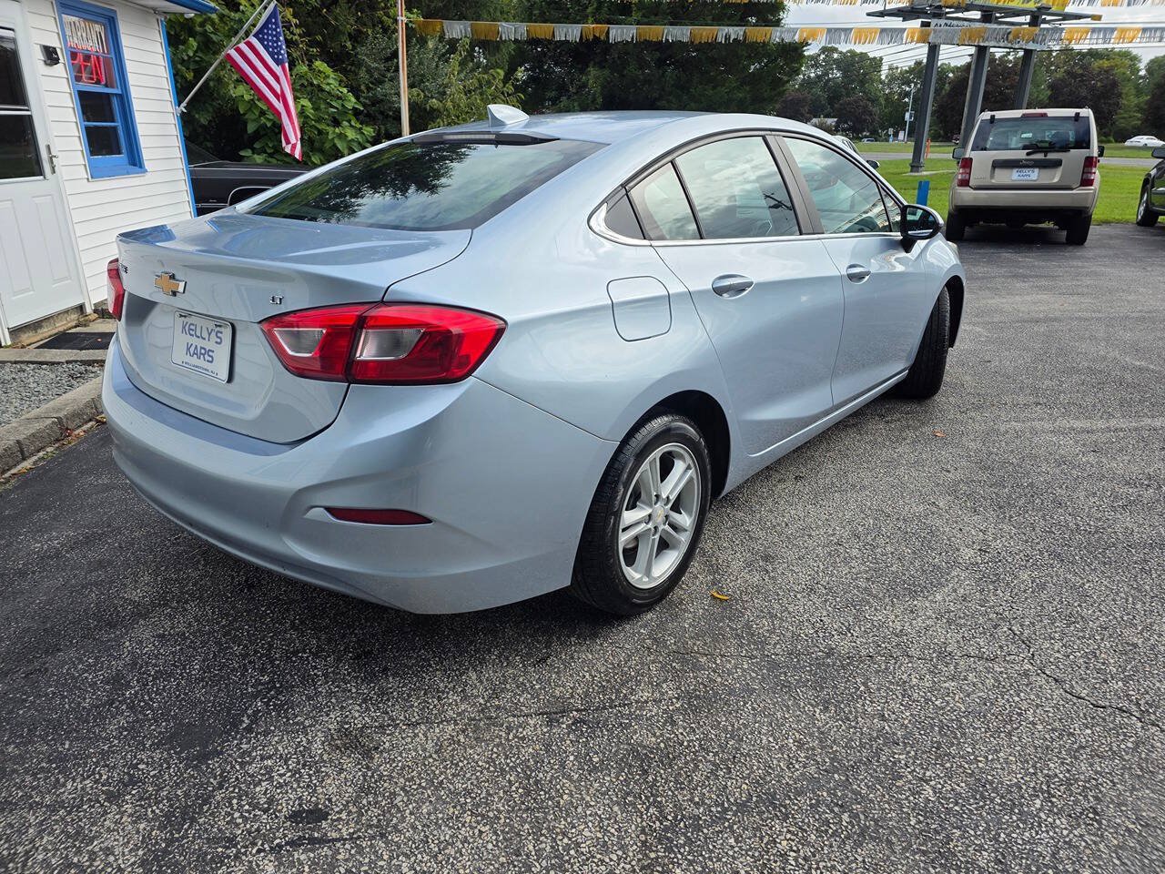 Used 2017 Chevrolet Cruze LT w/ Convenience Package FWD image 8