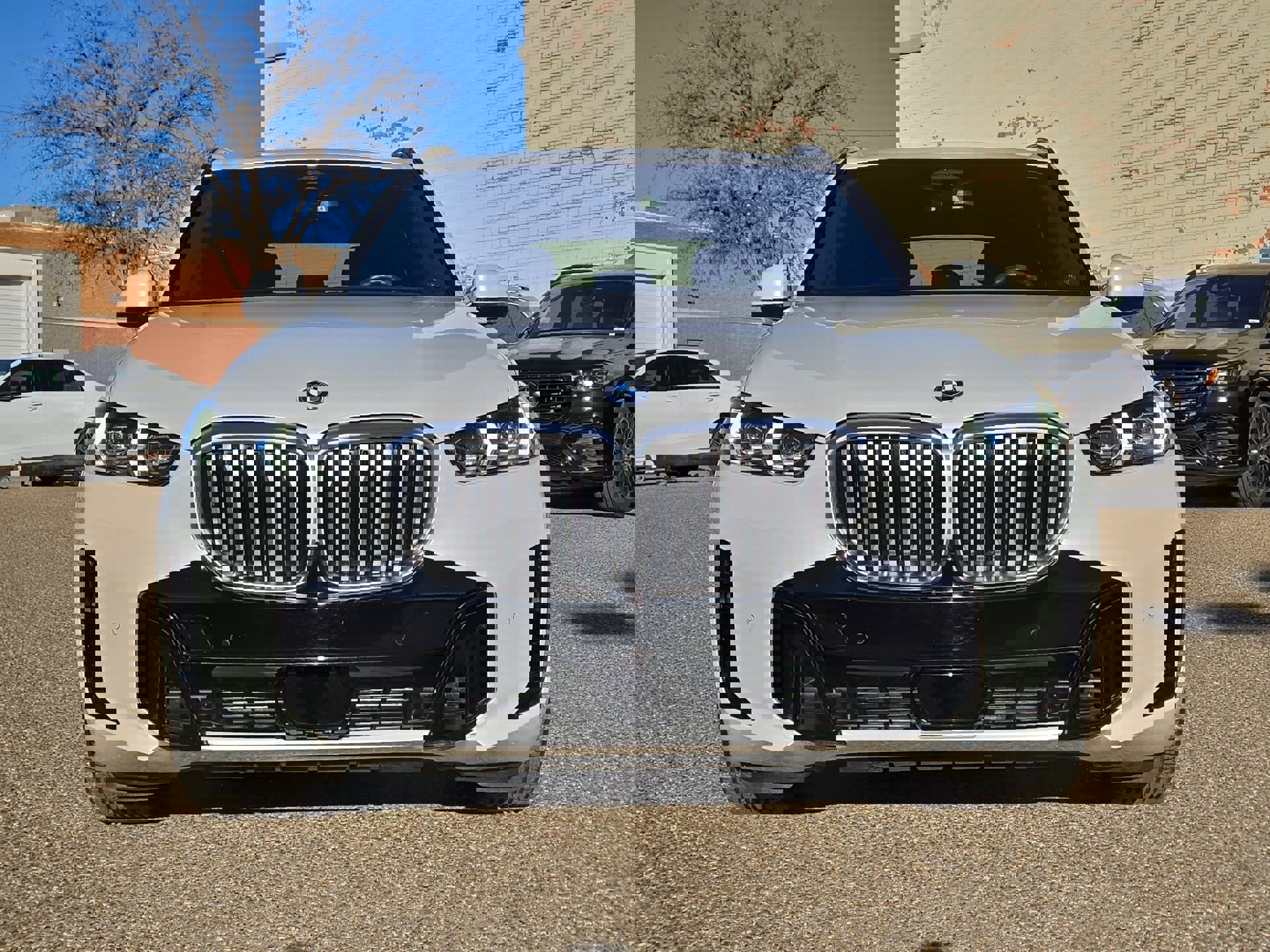 Used 2026 BMW X5 xDrive50e w/ M Sport Package image 10