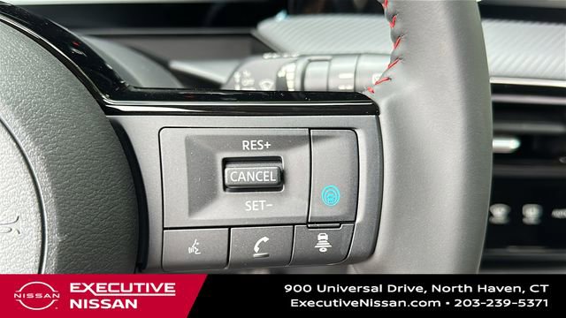 Used 2025 Nissan Kicks SR w/ Interior Electronics Package FWD image 13