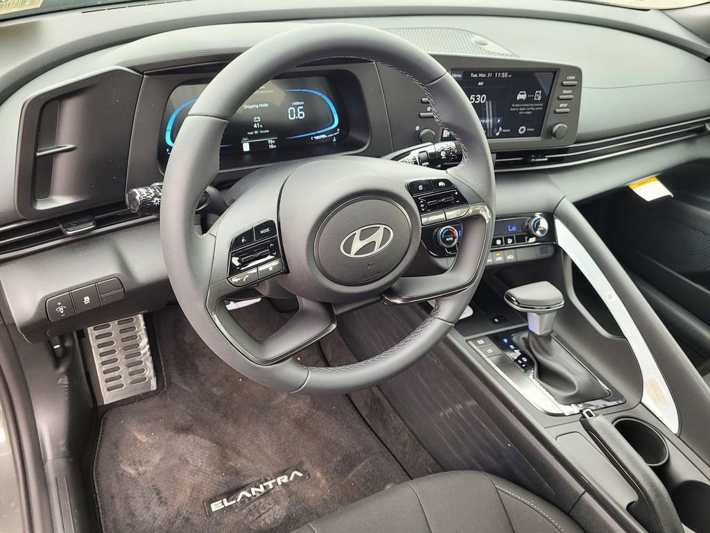 New 2026 Hyundai Elantra Sport image 7