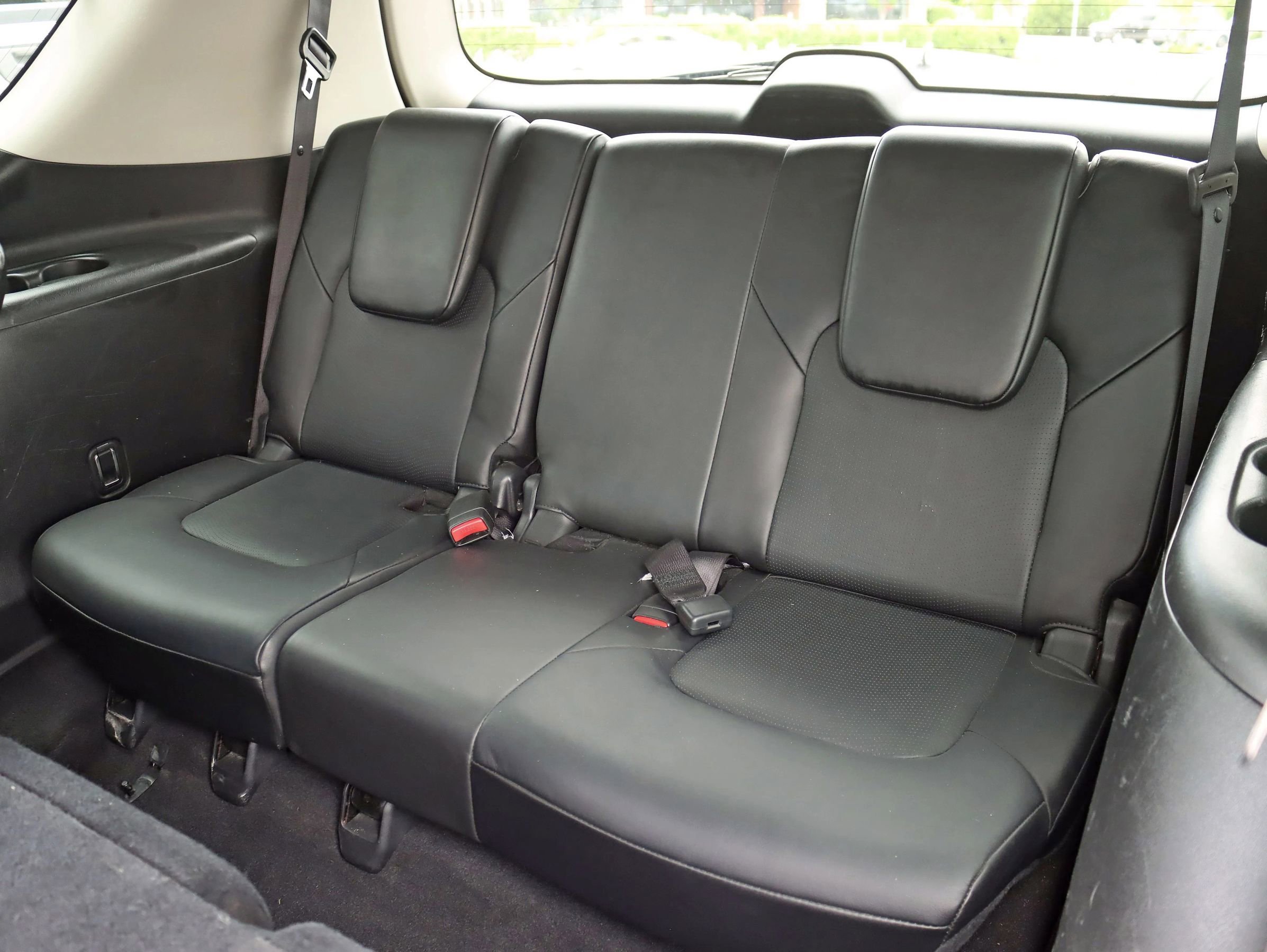 Used 2017 Nissan Armada Platinum image 33