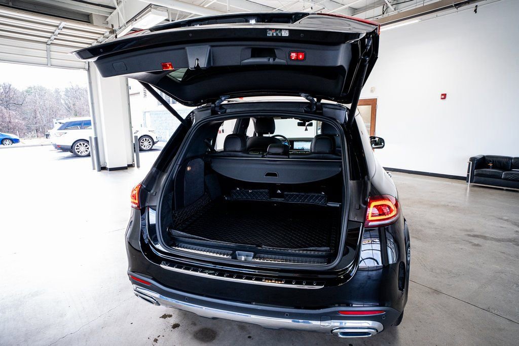 Used 2023 Mercedes-Benz GLE 350 4MATIC w/ AMG Line Exterior image 59