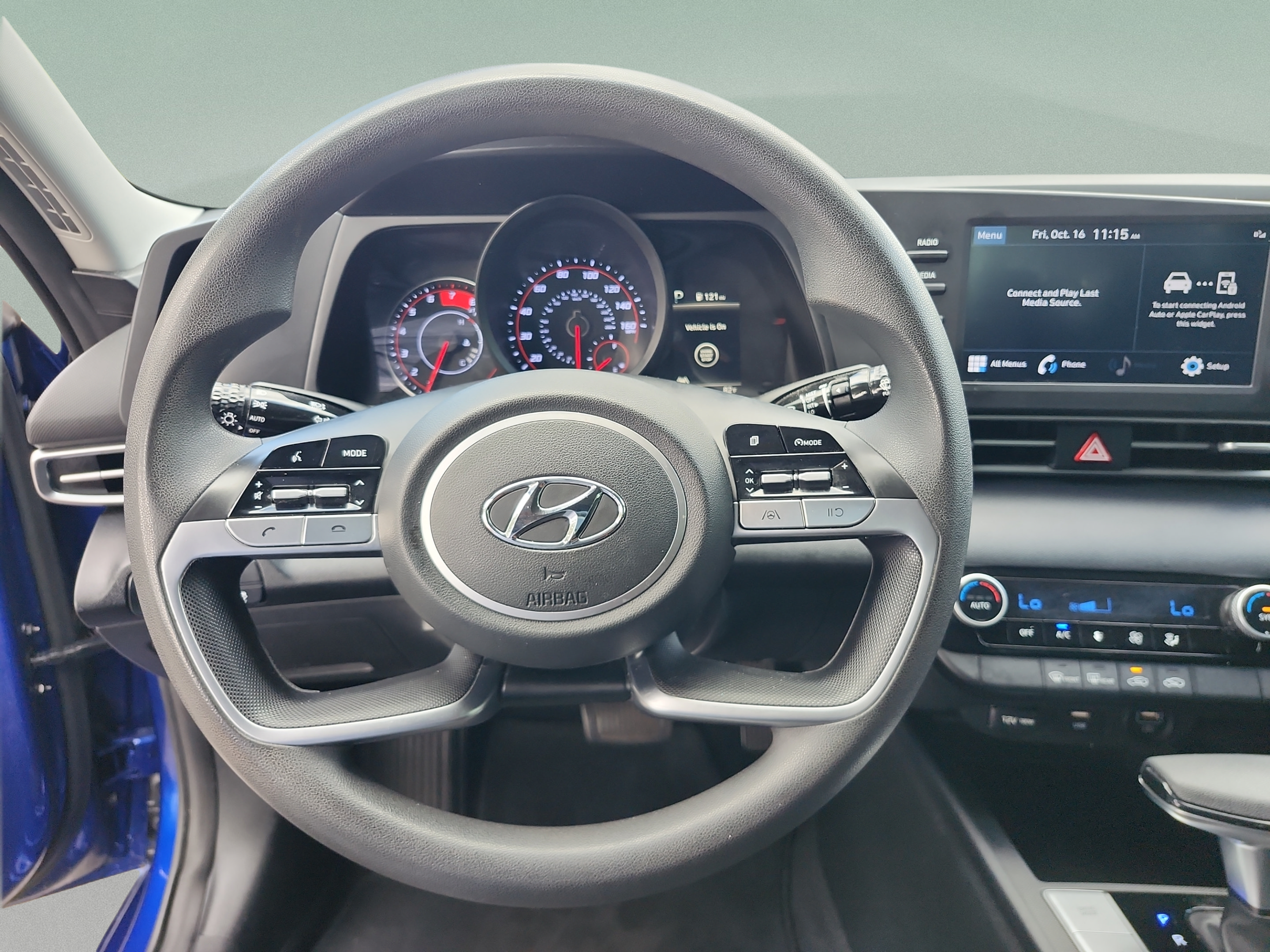 Used 2021 Hyundai Elantra SEL FWD image 9