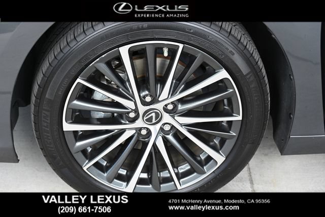 Certified 2025 Lexus ES 300h w/ Premium Package FWD image 23