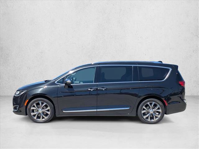 Used 2017 Chrysler Pacifica Limited FWD image 9