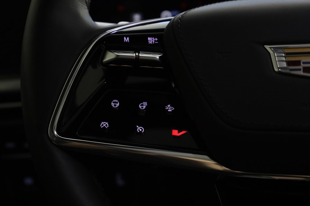 Used 2025 Cadillac Escalade V image 22