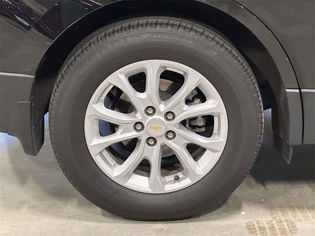 Used 2020 Chevrolet Equinox LT image 12