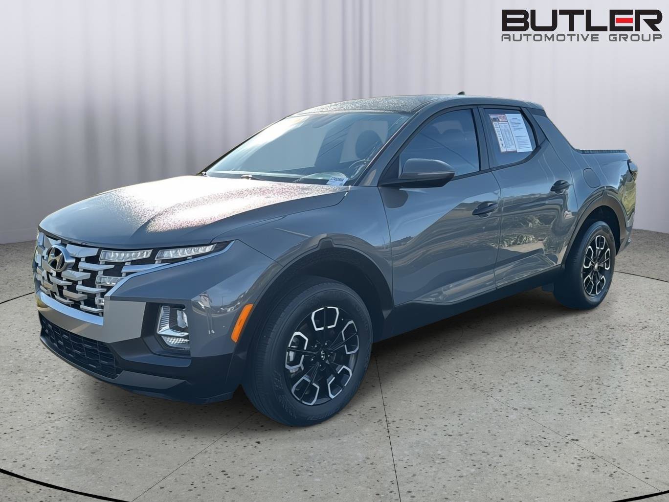 Used 2023 Hyundai Santa Cruz SEL w/ Cargo Package image 2