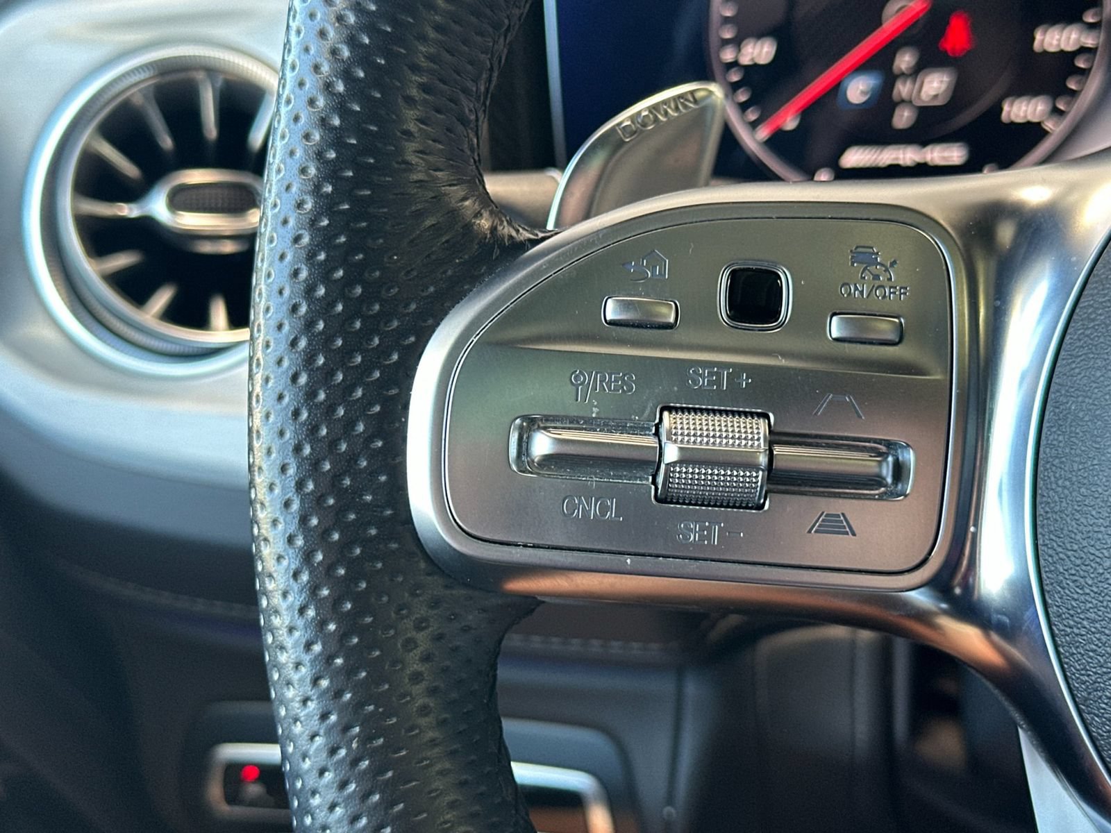 Certified 2020 Mercedes-Benz G 63 AMG 4MATIC image 28