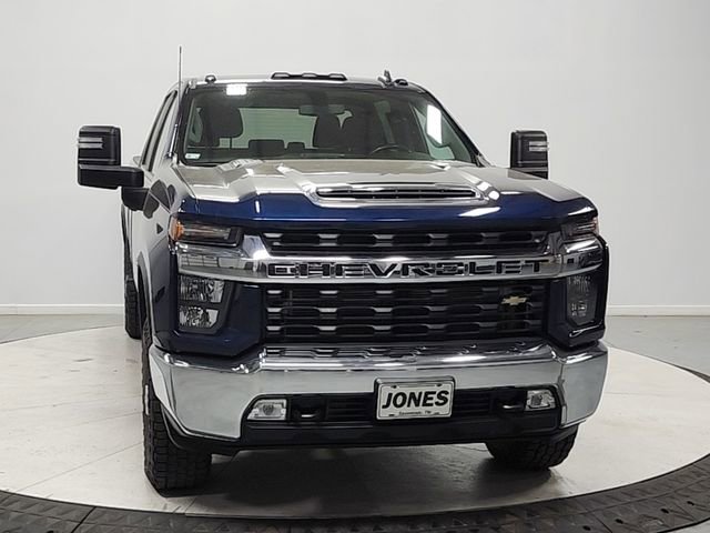Used 2022 Chevrolet Silverado 3500 LT w/ Convenience Package image 2