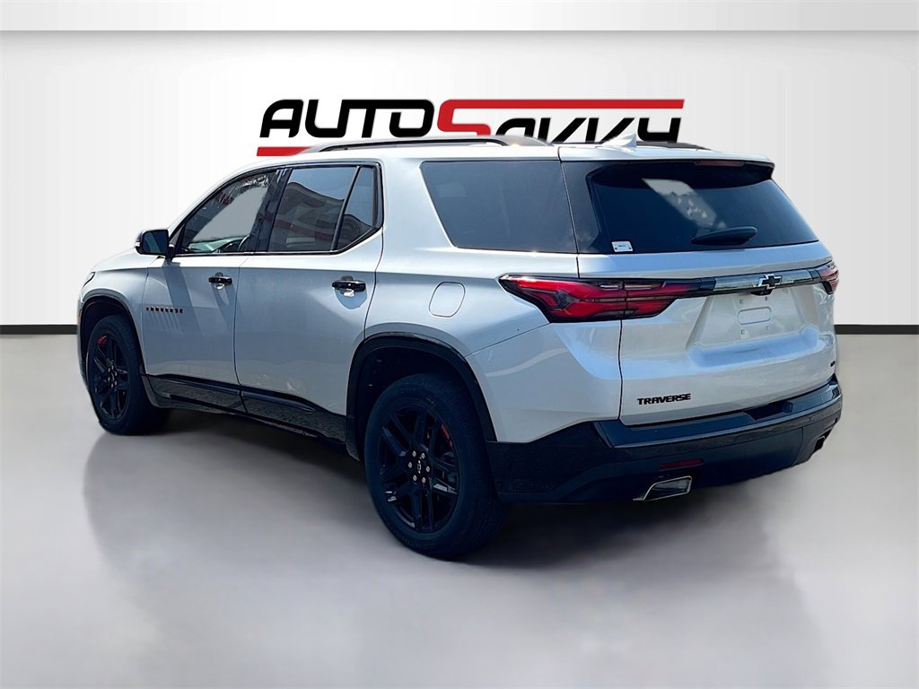 Used 2022 Chevrolet Traverse Premier w/ Redline Edition image 5