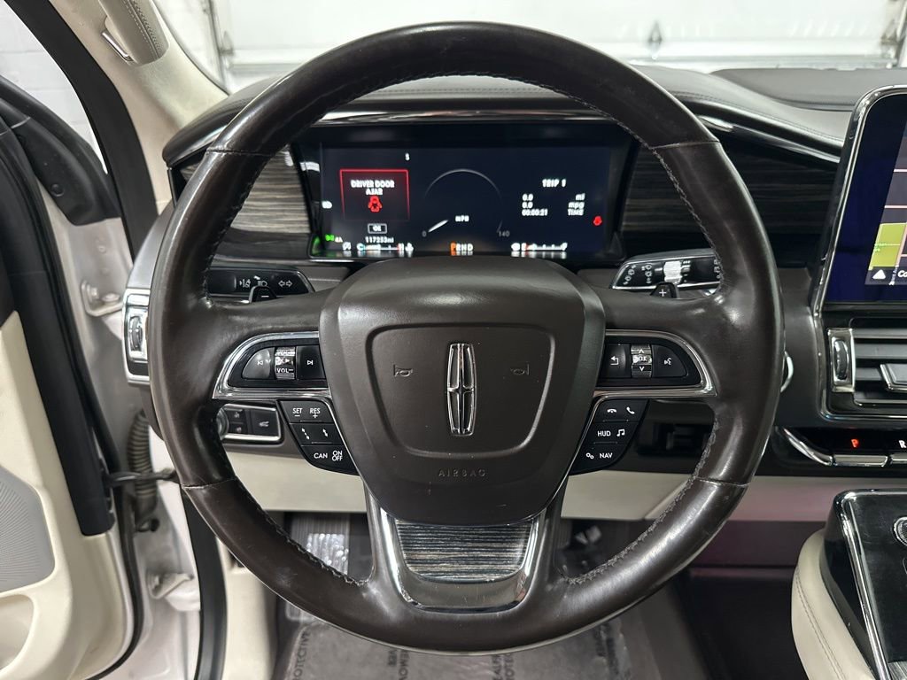 Used 2019 Lincoln Navigator L Black Label w/ Cargo Package AWD/4WD image 15