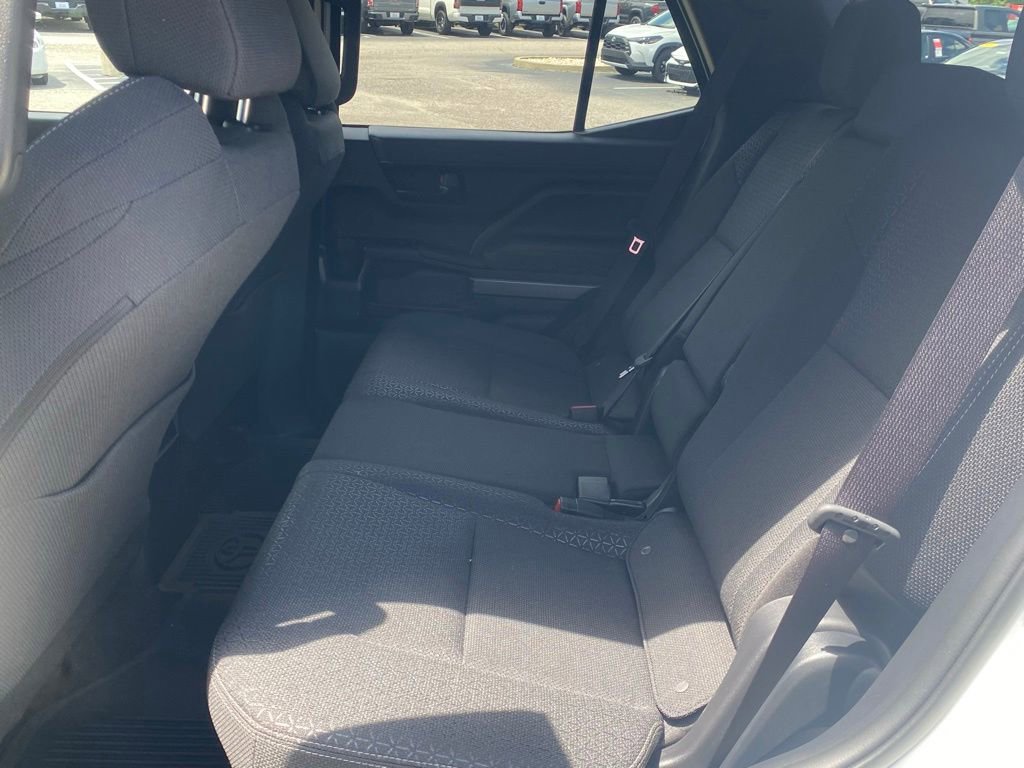 Used 2026 Toyota 4Runner SR5 AWD/4WD image 8