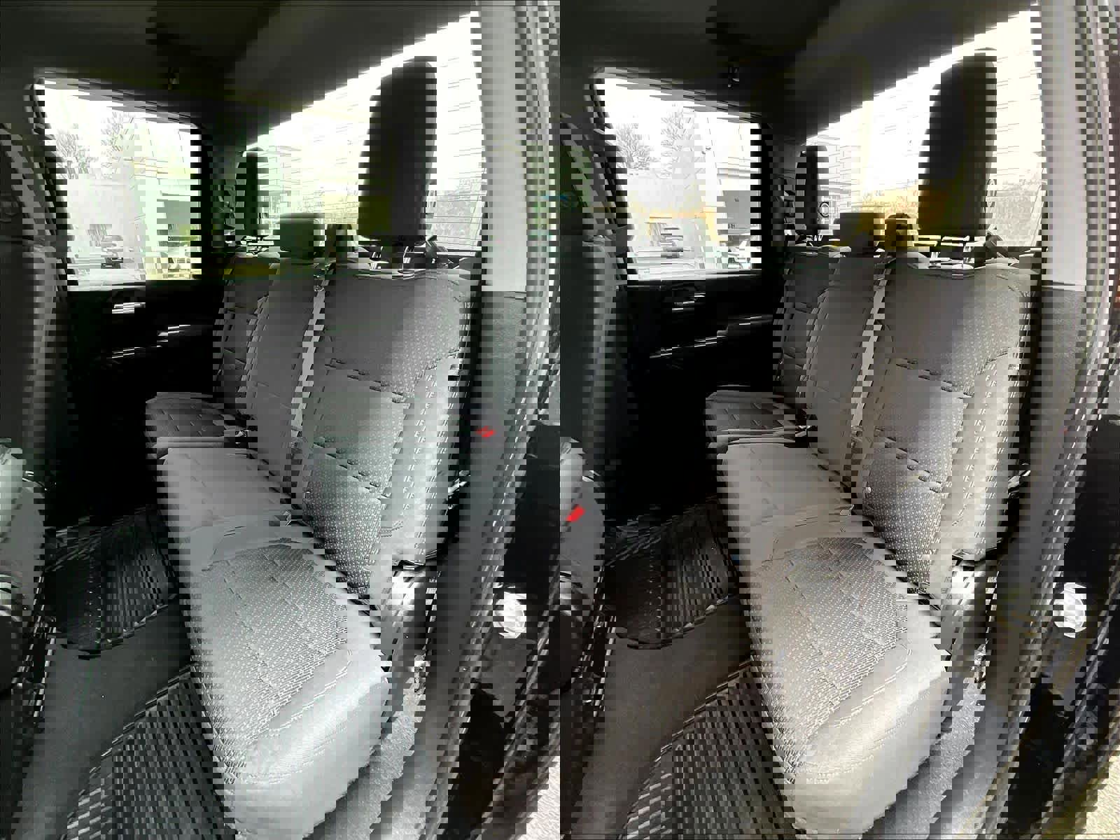 Used 2023 Chevrolet Silverado 2500 Custom w/ Custom Value Package image 15