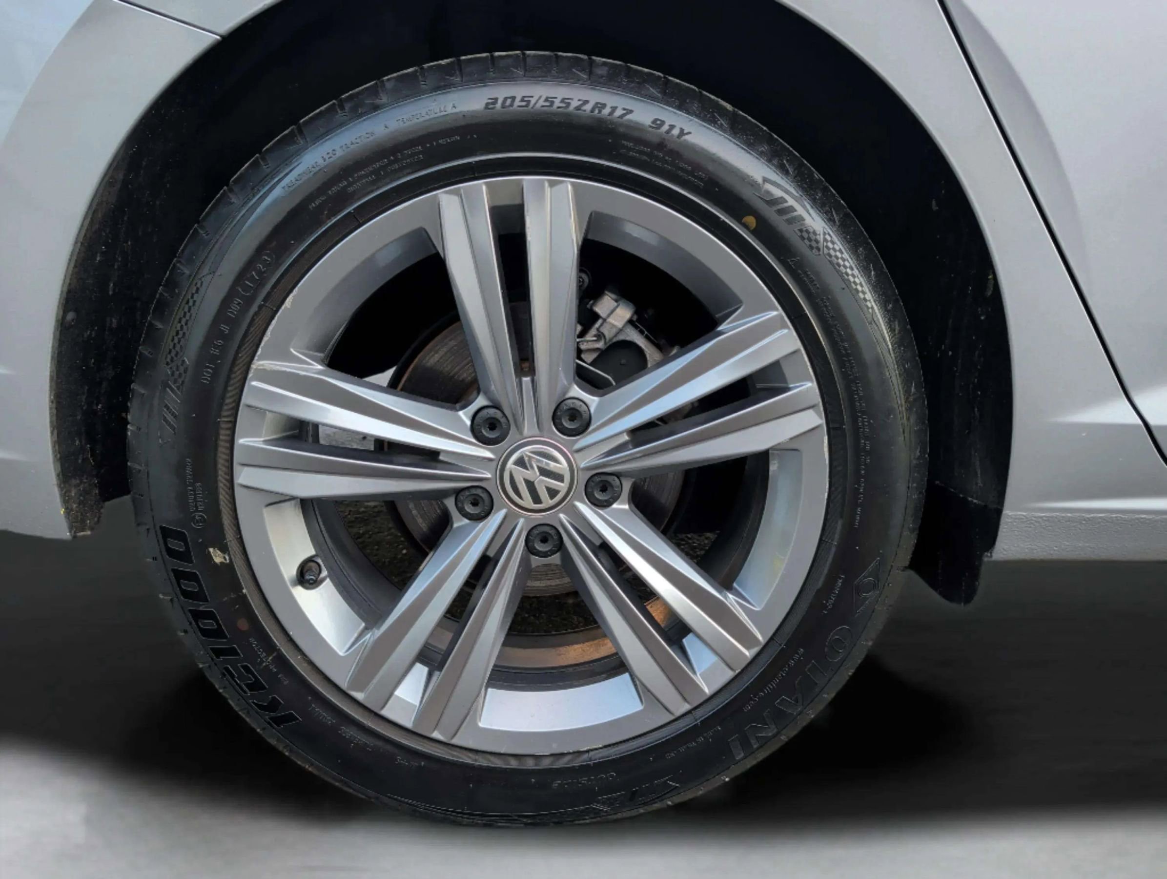 Used 2019 Volkswagen Jetta R-Line FWD image 39