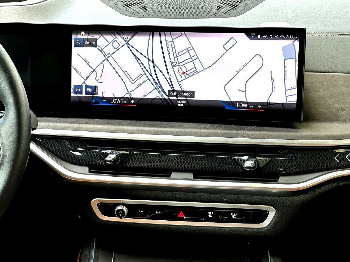 Certified 2023 BMW X7 xDrive40i w/ Premium Package image 29