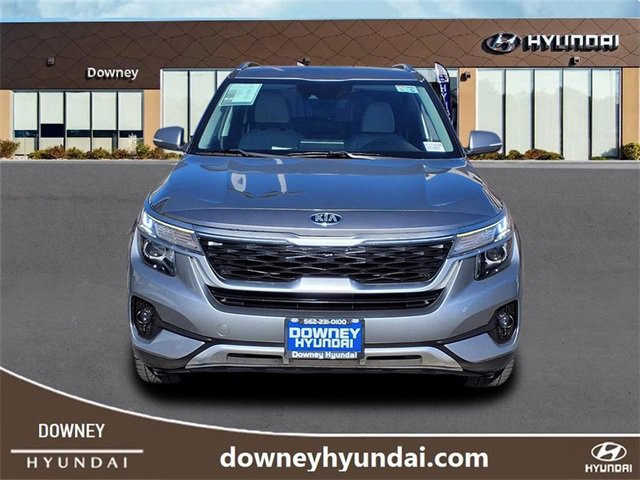 Used 2021 Kia Seltos EX image 2