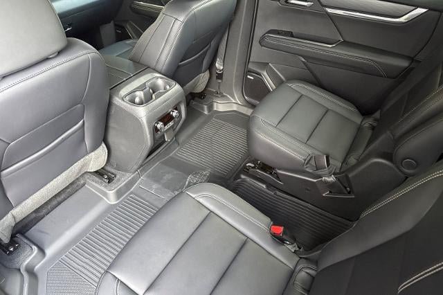 New 2026 GMC Acadia Elevation w/ Elevation Premium Package AWD/4WD image 12